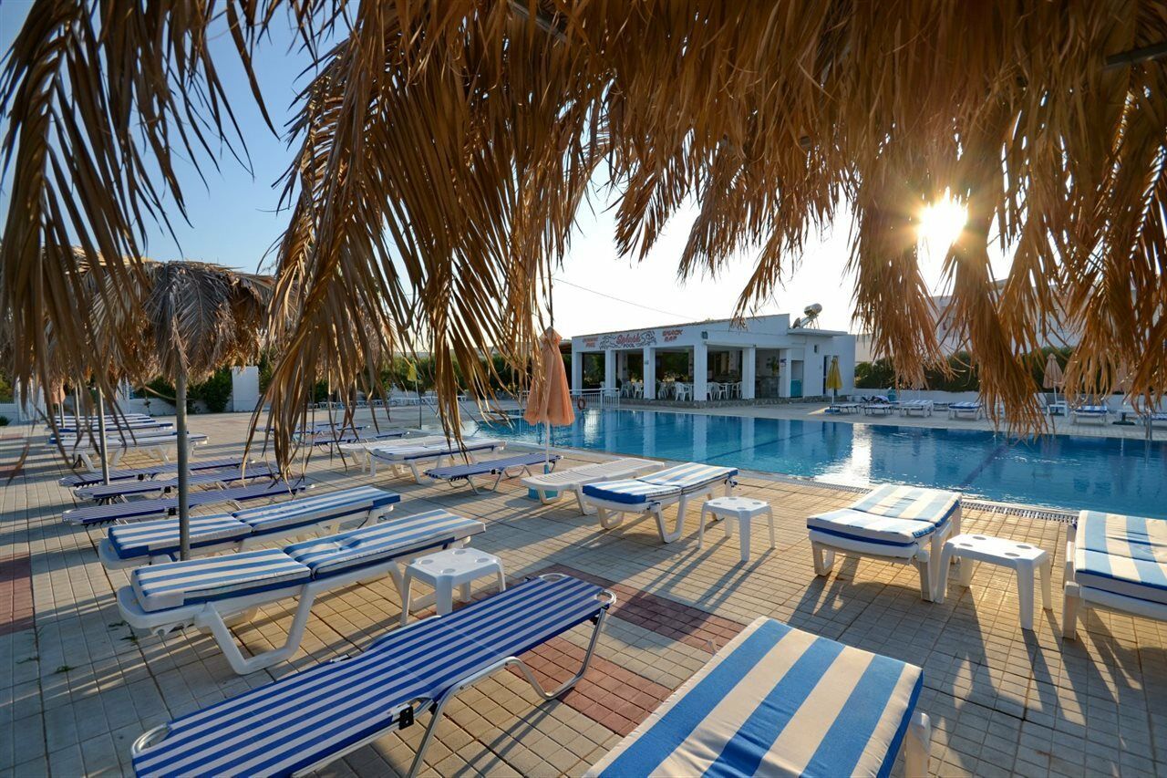 Nikos 2 Studios & Apartments Kardamena  Екстериор снимка