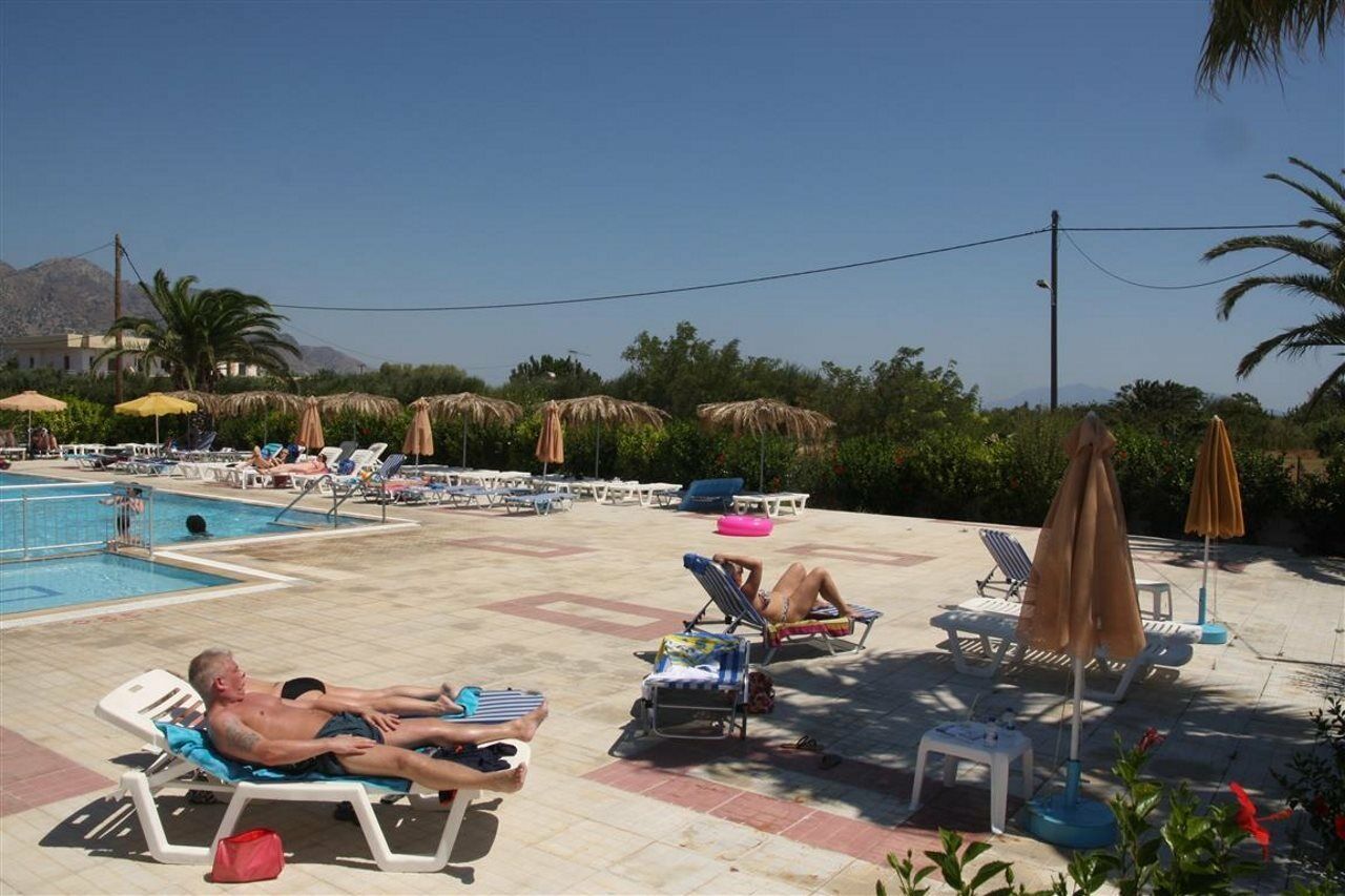 Nikos 2 Studios & Apartments Kardamena  Екстериор снимка